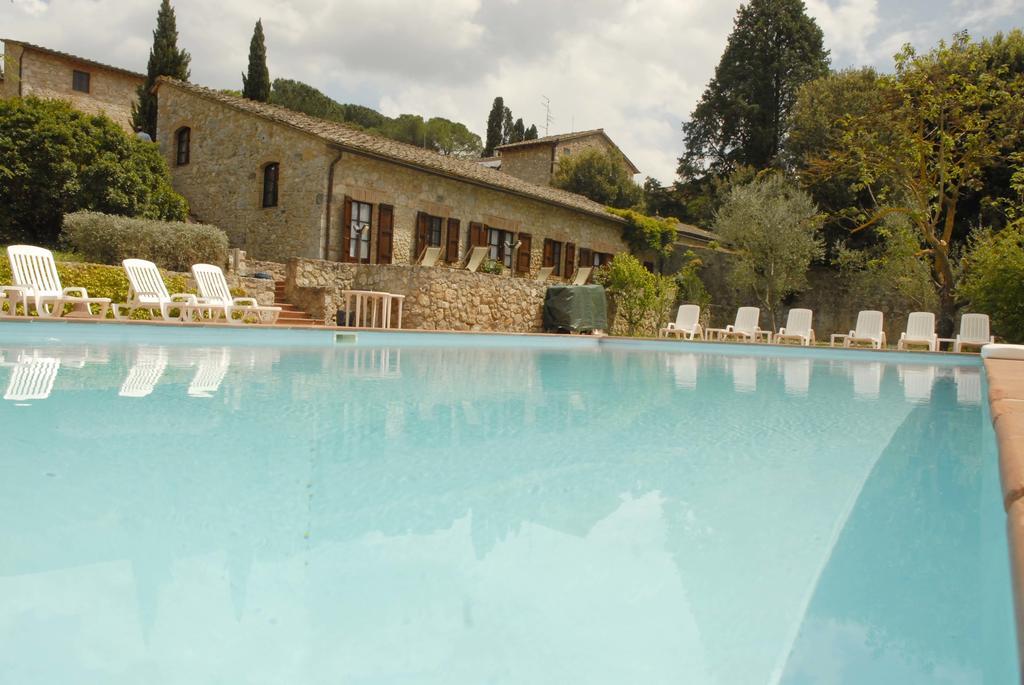 Relais Borgo Di Toiano Guest House Совичиле Екстериор снимка